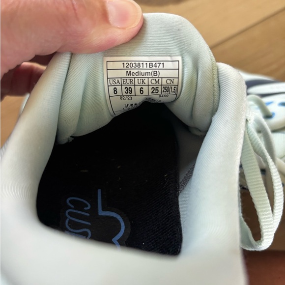 Brooks Adrenaline GTS 23 - Picture 5 of 6